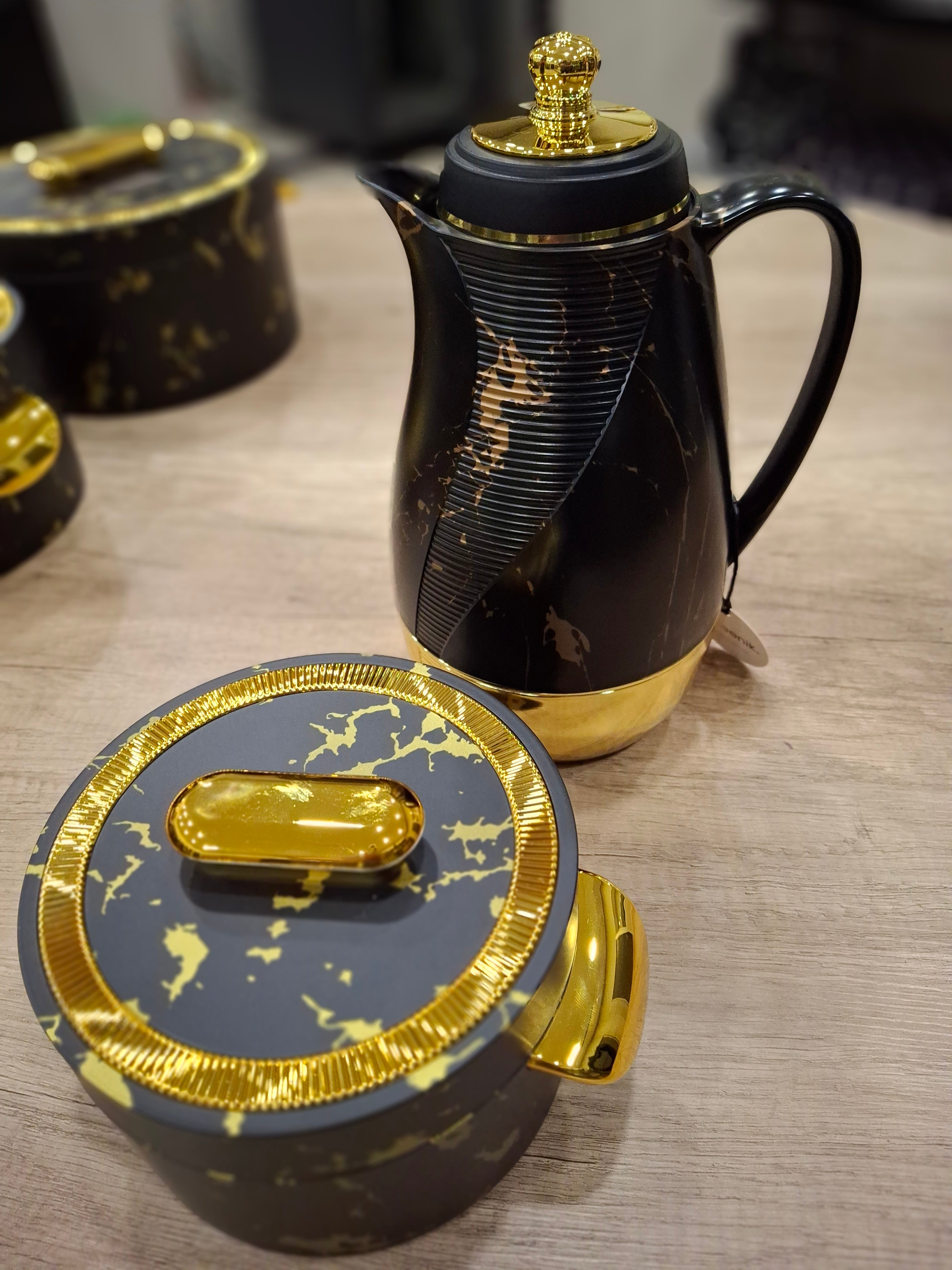 Food Flask/warmer Blk and Gold Marble Effect Round w/handles Set of 3