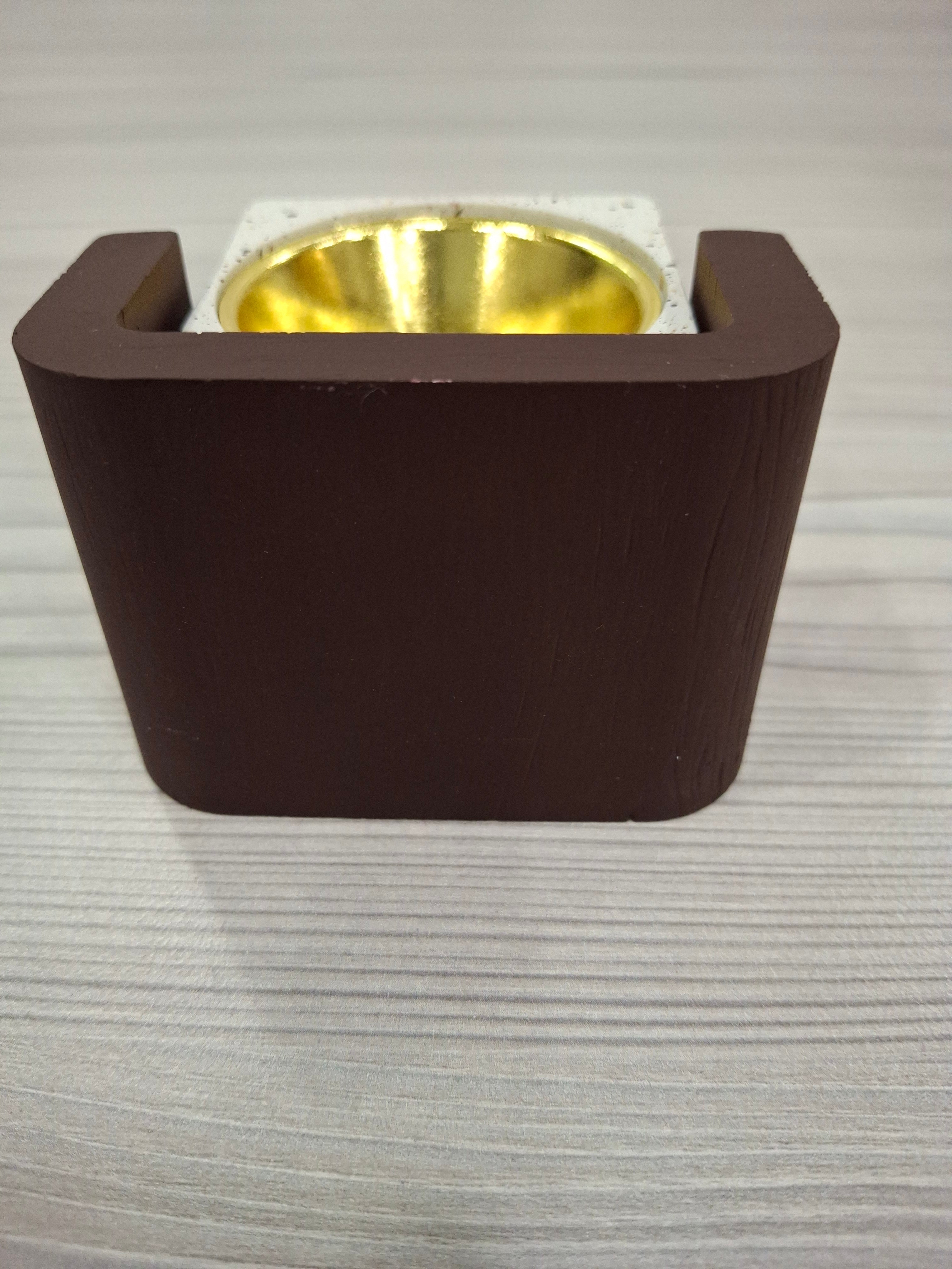 Burner Sml Square Modern Nordic design- concrete look with solid wood detailing