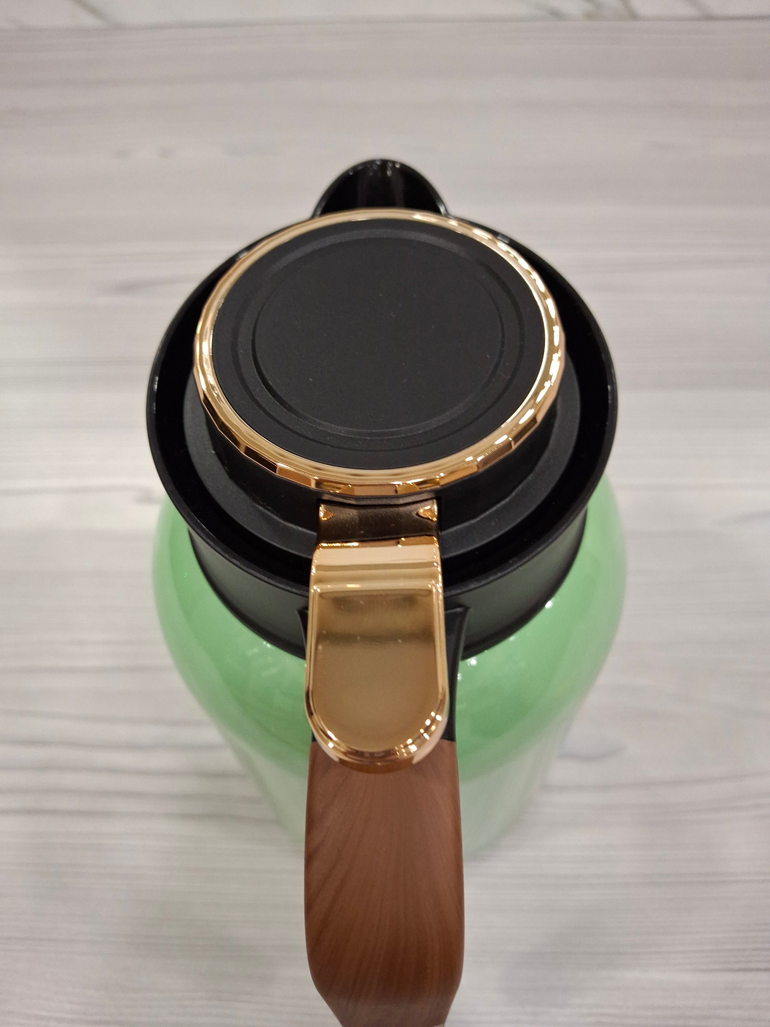 Flasks Modern stainless steel with wood look rose gold trigger lids 2litre