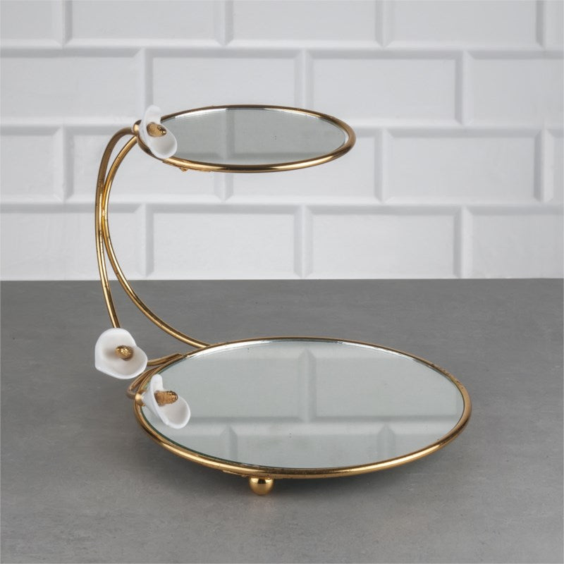 Two Tier Mirrored Server with Arum Lily