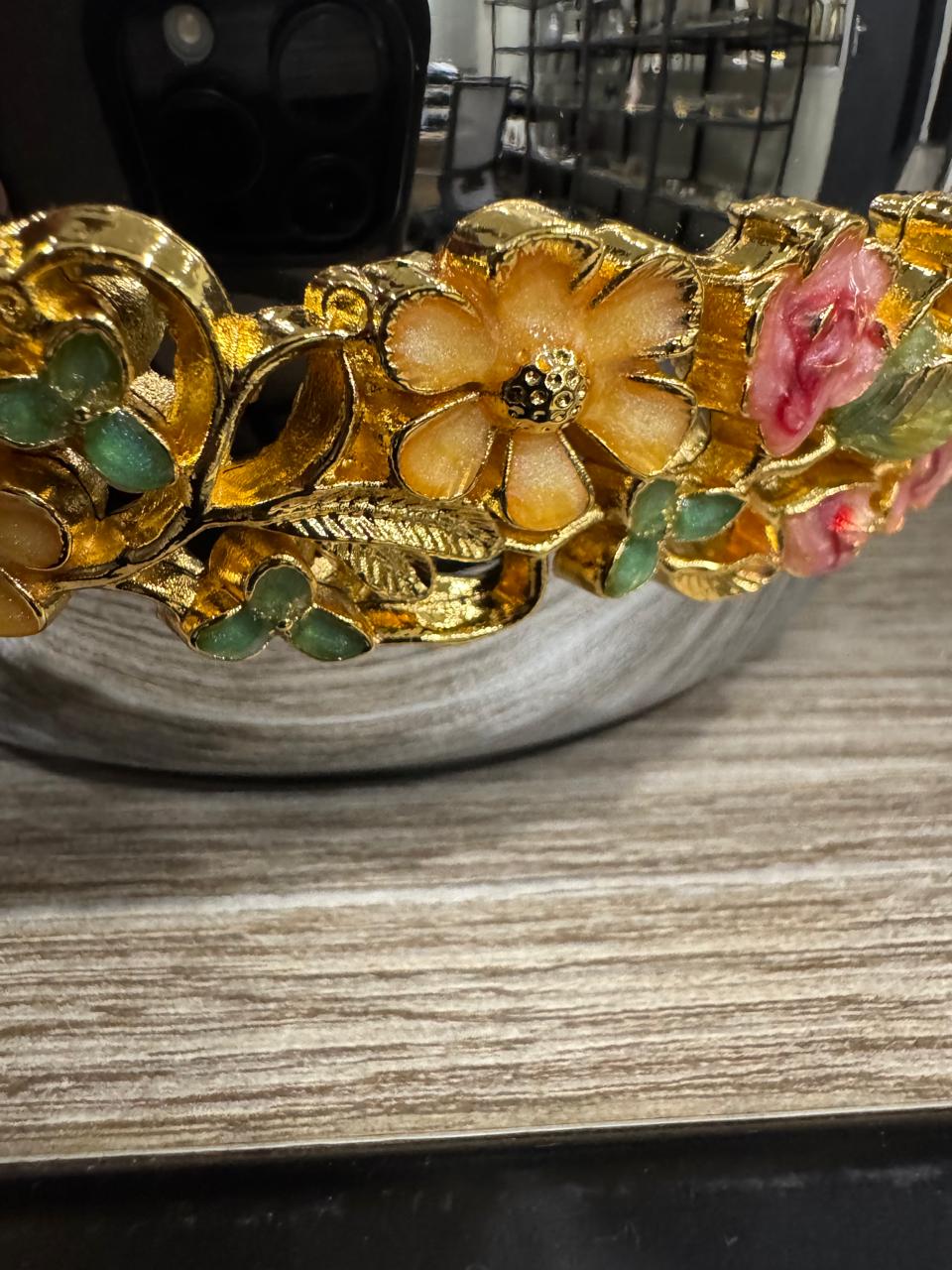 Flasks Arabian Inspired - Exclusive Ornate detailing Set Of Two 1l - Quality is unsurpassed