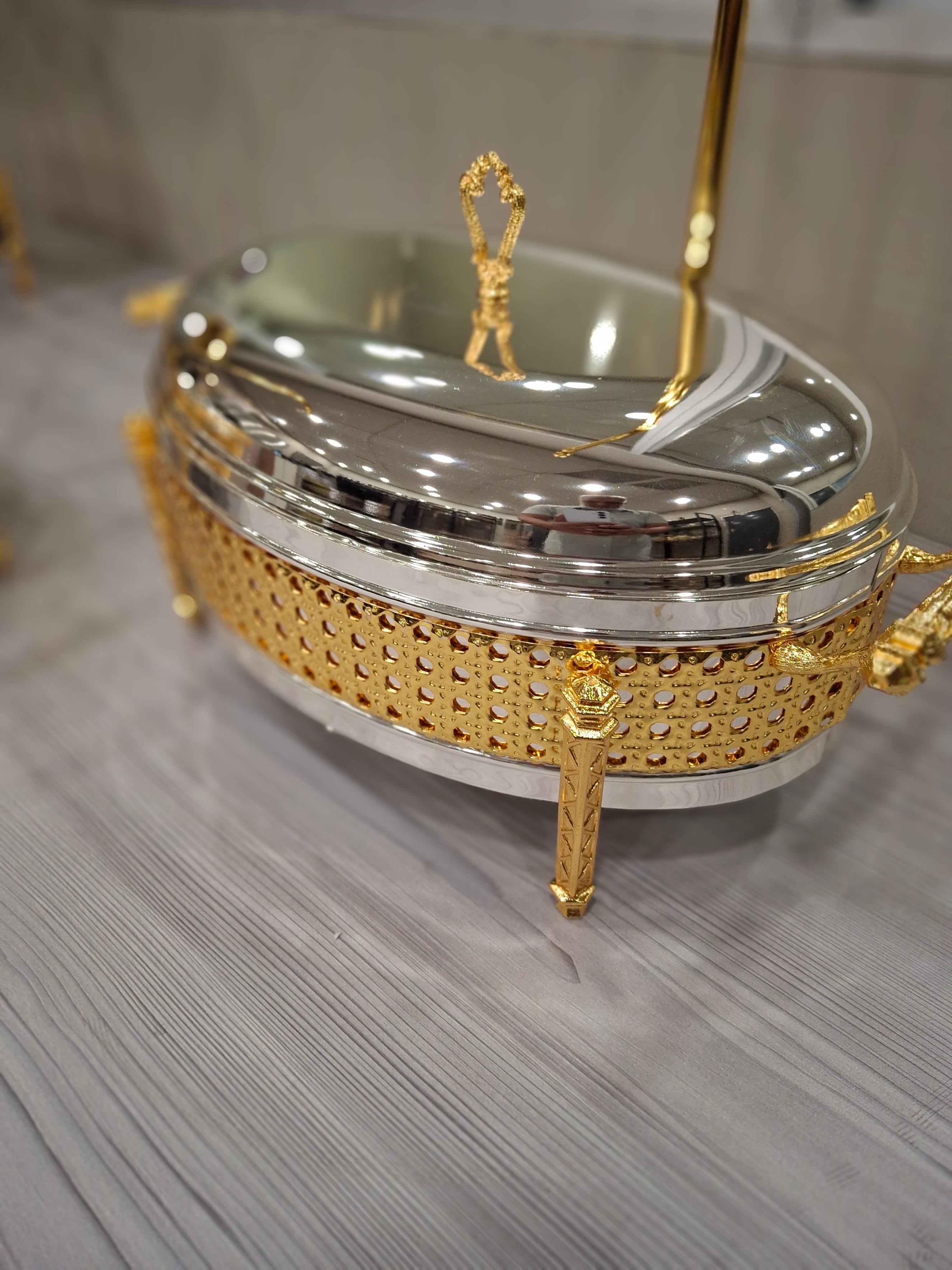 CHAFING DISHES DESIGNER COLLECTION W/FLOATING LID COFEE 2.2l SILVER/GOLD